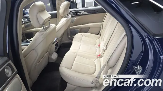 Lincoln MKZ 2019 thumb 12