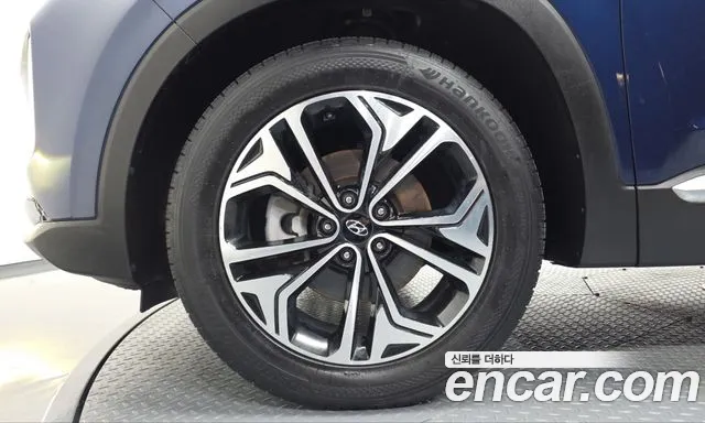 Hyundai Santa Fe 2020 thumb 4