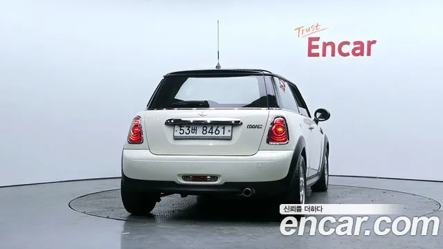 MINI Hatch 2011 thumb 3