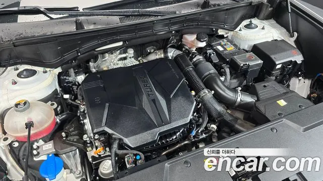 Hyundai Santa Fe 2023 thumb 6
