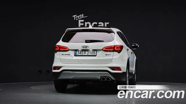Hyundai Santa Fe 2016 thumb 4