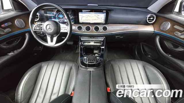 Mercedes-Benz E-Класс 2019 thumb 7