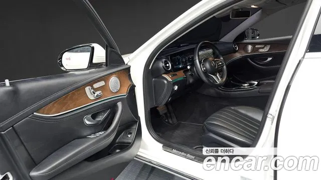 Mercedes-Benz E-Класс 2019 thumb 10