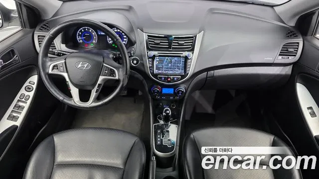 Hyundai Accent 2012 thumb 6
