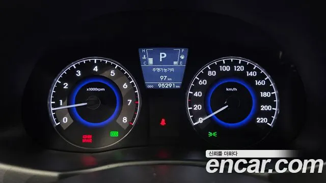 Hyundai Accent 2012 thumb 7