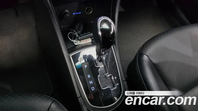 Hyundai Accent 2012 thumb 8