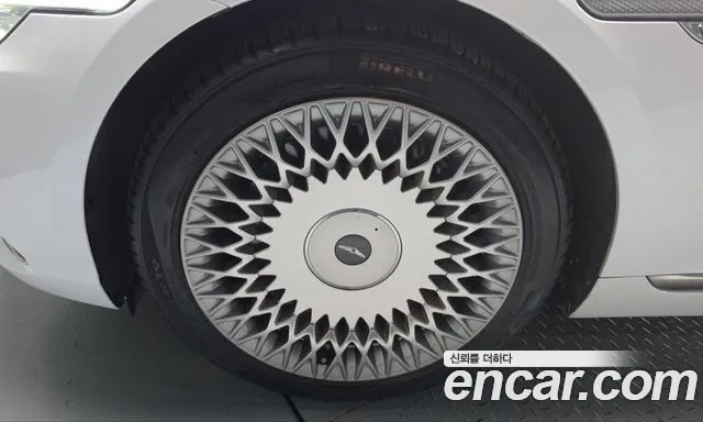 Genesis G90 2021 thumb 5