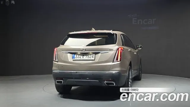 Cadillac XT5 2023 thumb 4