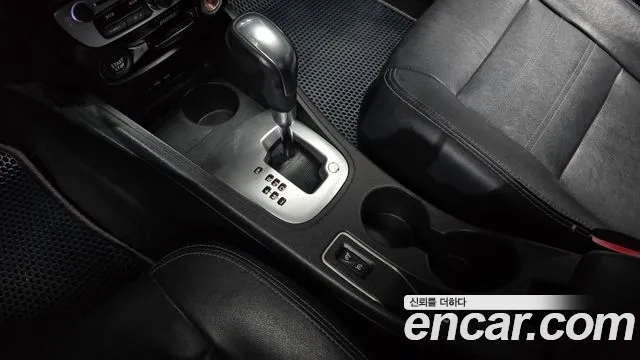 Renault-KoreaSamsung Fluence 2015 thumb 9