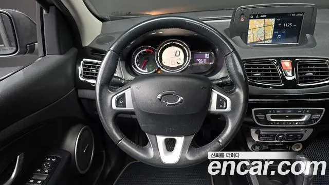 Renault-KoreaSamsung Fluence 2015 thumb 12