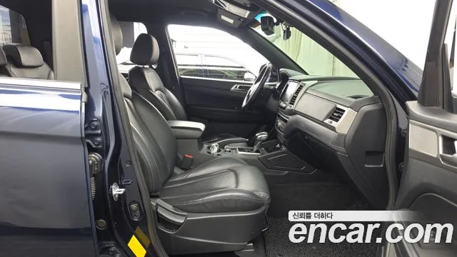 KG_Mobility_Ssangyong Rexton 2019 thumb 10