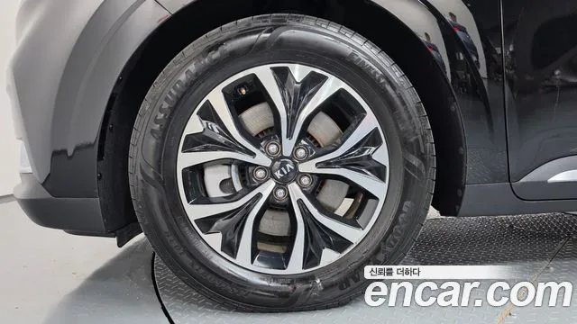 Kia Carnival 2020 thumb 5