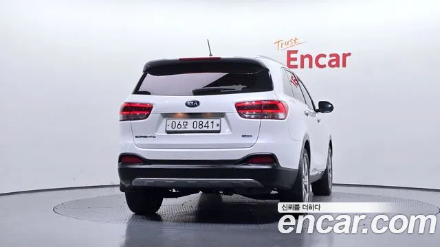 Kia Sorento 2016 thumb 4