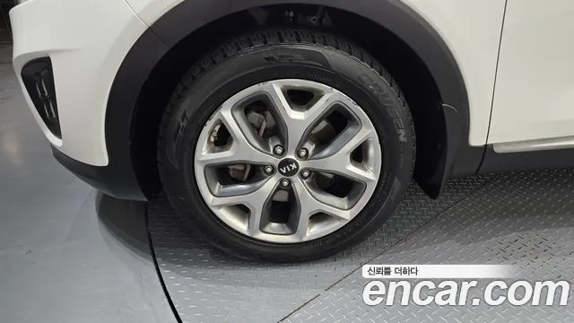 Kia Sorento 2016 thumb 5