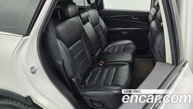 Kia Sorento 2016 thumb 11