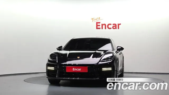 Porsche Panamera 2024 thumb 3