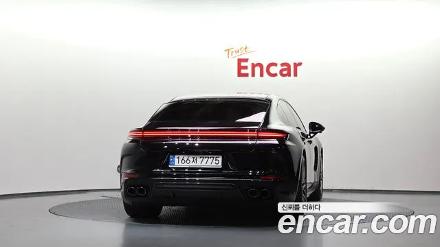 Porsche Panamera 2024 thumb 4