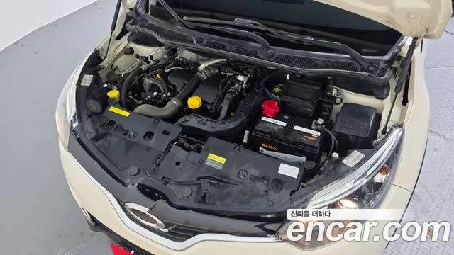 Renault-KoreaSamsung Captur 2016 thumb 6