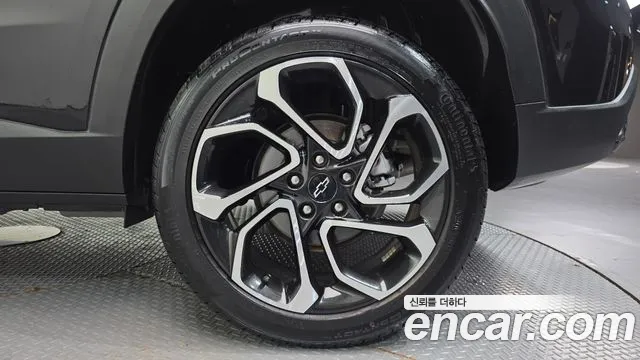 ChevroletGMDaewoo Tracker 2023 thumb 5