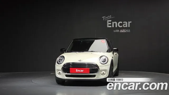 MINI Hatch 2019 thumb 3