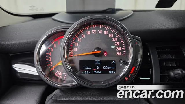 MINI Hatch 2019 thumb 8