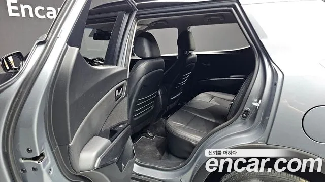 KG_Mobility_Ssangyong TIBOLI 2021 thumb 11