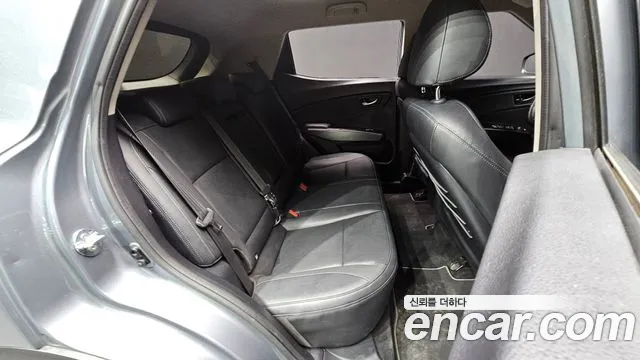 KG_Mobility_Ssangyong TIBOLI 2021 thumb 12