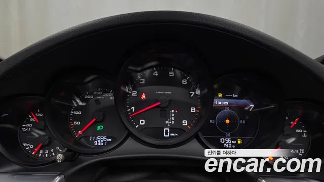 Porsche 911 2012 thumb 8