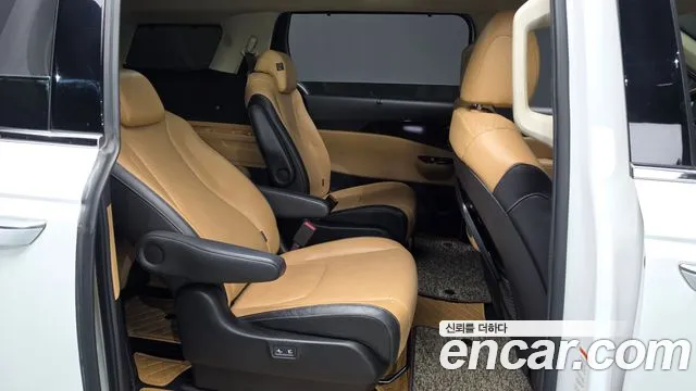 Kia Carnival 2020 thumb 10