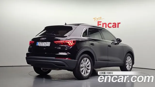 Audi Q3 2025 thumb 2