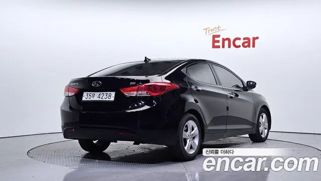 Hyundai Avante 2013 thumb 2