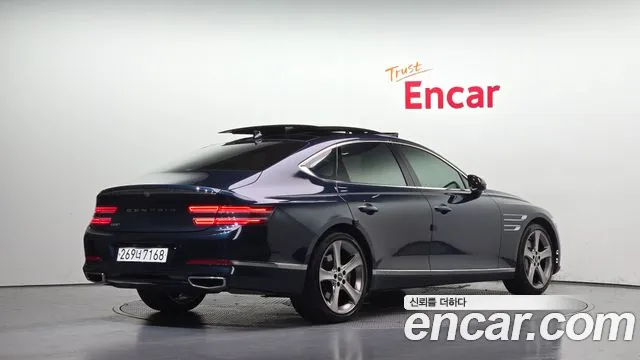 Genesis G80 2022 thumb 2