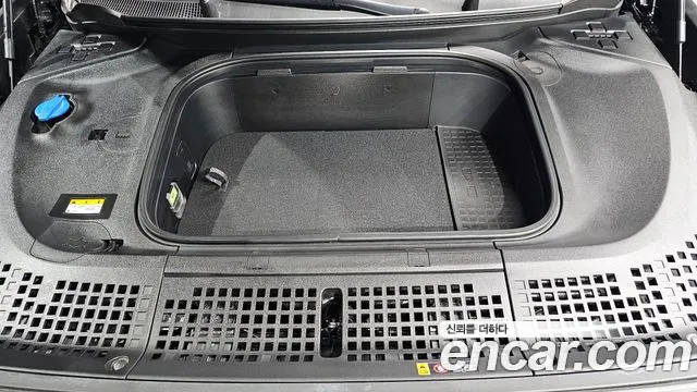 Hyundai IONIQ 9 2025 thumb 5