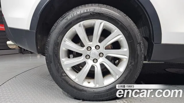 Land Rover Discovery Sport 2015 thumb 5