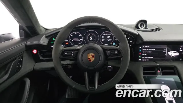 Porsche Taycan 2023 thumb 12