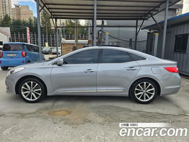 Hyundai Grandeur 2015 thumb 3
