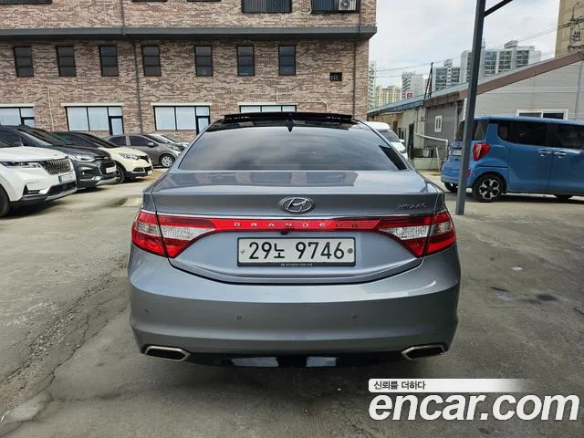 Hyundai Grandeur 2015 thumb 5