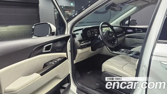 Kia Carnival 2020 thumb 10