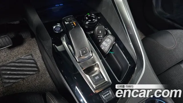 Peugeot 3008 2020 thumb 8