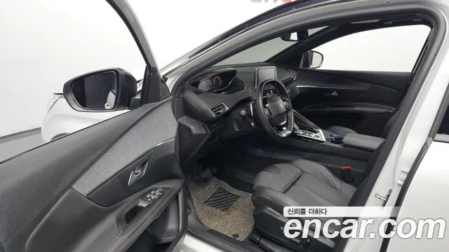 Peugeot 3008 2020 thumb 9