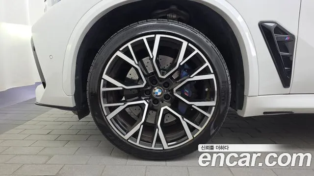 BMW X5M 2021 thumb 5