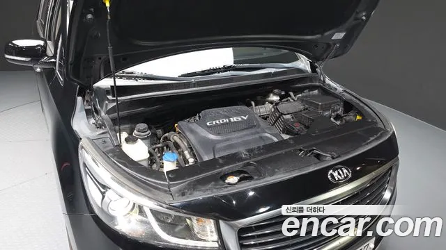 Kia Carnival 2016 thumb 6