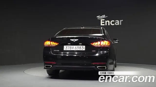 Hyundai Genesis 2015 thumb 4