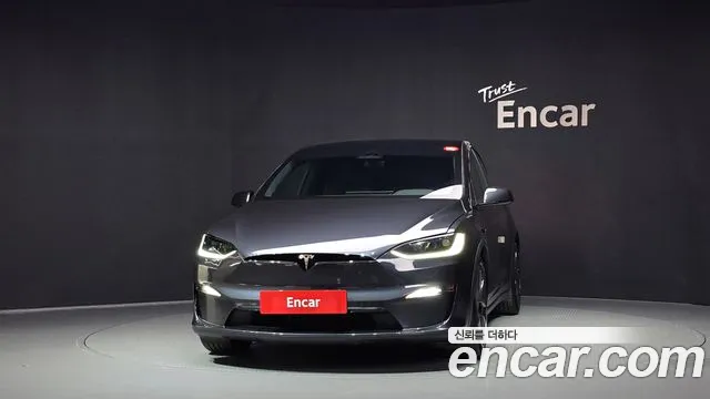 Tesla Model X 2024 thumb 3