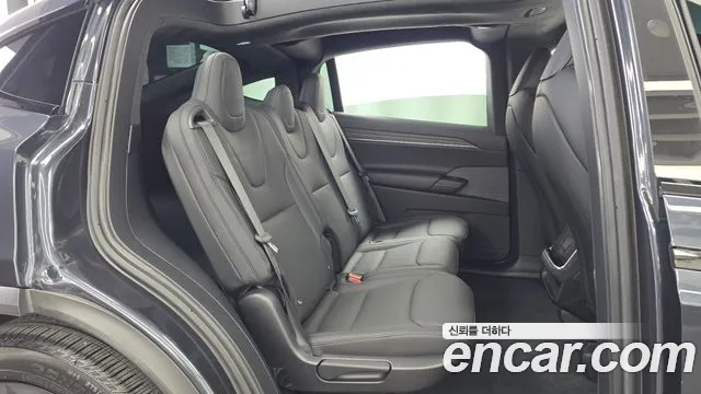 Tesla Model X 2024 thumb 12