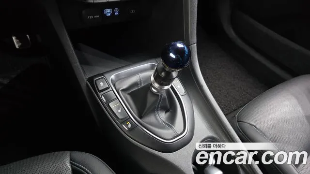 Hyundai Veloster 2019 thumb 8