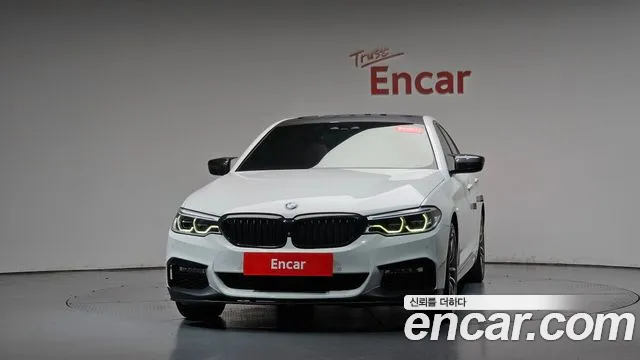 BMW 5-Series 2017 thumb 2