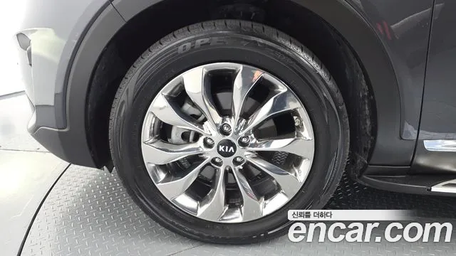 Kia Sorento 2017 thumb 5