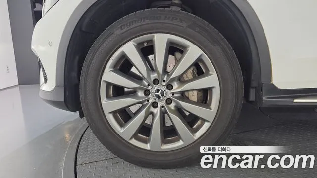 Mercedes-Benz GLC 2018 thumb 5