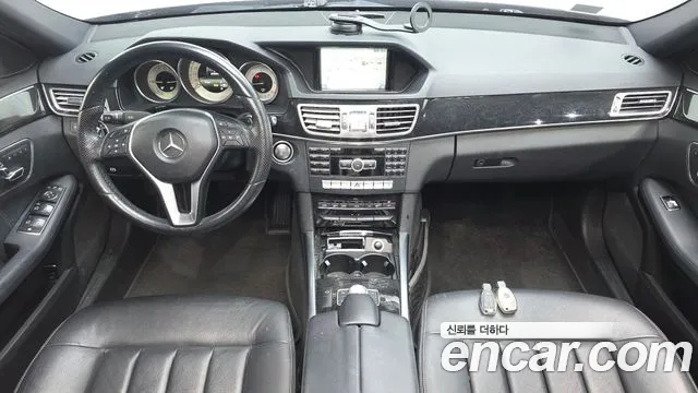 Mercedes-Benz E-Класс 2013 thumb 7